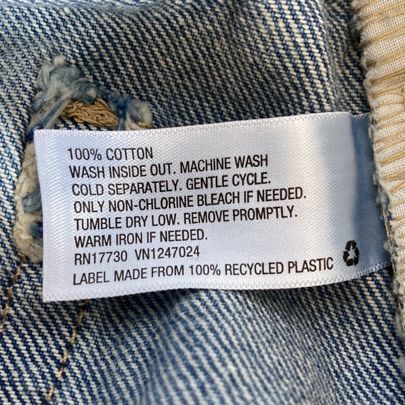 Wild Fable High Rise Distressed Bermuda Shorts Size 6 - Picture 9 of 12